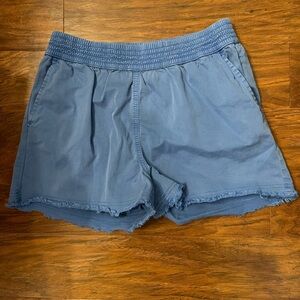 Vineyard Vines Cut Off Pull On Shorts Size M